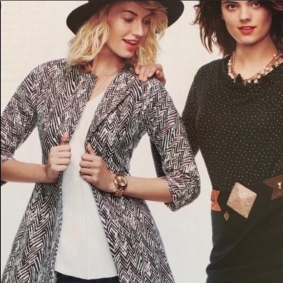 CAbi | Zig Zag Jacket Size S Style# 3034 - Picture 3 of 16